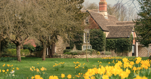 Voco Oxford Spires gardens